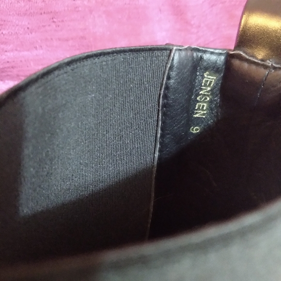 (Vegan) Etienne Black Chelsea 'Jensen' boot - size 9 (non-leather) - Picture 9 of 12